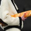 Từ ổ bánh mì đến túi xách hơn 1.000 USD