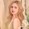 Xoài Non ghi điểm với mốt váy vàng bơ