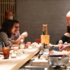 Omakase - Phong cách ăn lạ được Trấn Thành và giới nhà giàu Việt cực ưa chuộng: Không được chọn món, không biết trước giá... nhưng số tiền phải trả gây choáng!