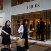 Đổ xô mua trang sức phong thủy hợp mệnh từ Dior, Gucci