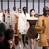 BST Michael Kors Xuân Hè 2025: Sức quyến rũ của sự sang trọng thầm lặng