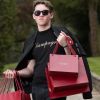 Lối sống 'phông bạt' của rich kid lừa đảo bán túi Hermès