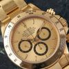 Người đàn ông Mỹ bất ngờ được hàng xóm 'cảm ơn' bằng đồng hồ Rolex