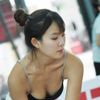 Vén váy trên sân pickleball có đáng bị chỉ trích?