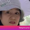 MC Thanh Mai mắc kẹt trên phố ngập nặng ở Hà Nội