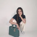 jisoo diện túi xách dior