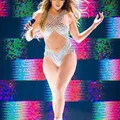 Những bộ cánh thời trang hút mắt của Jennifer Lopez-12
