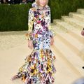 Dàn sao Hollywood gợi cảm trên thảm đỏ Met Gala 2021-17