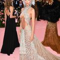 Những bộ cánh ấn tượng nhất lịch sử Met Gala-15