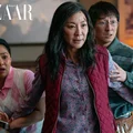Phim Dương Tử Quỳnh đạt Oscar: Cuộc chiến đa vũ trụ - Everything Everywhere All at Once (2022)