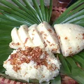 Cơm nắm lá cọ-ivivu