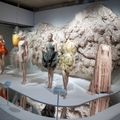 Triển lãm “Iris van Herpen: Sculpting the Senses” ở bảo tàng Pháp