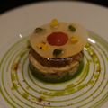 “Blue Crab” kiểu ăn gợi nhớ món beef tartare nhưng lần này nguyên liệu chính là cua Cà Mau