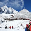 Tham quan núi Tuyết Ngọc Long - Tour Vân Nam Trung Quốc 