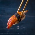 Cùng thưởng thức món sushi hương vị truyền thống Nhật