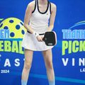 Người trẻ chi trăm triệu sắm đồ pickleball: Mặc đẹp không phải để "sống ảo"