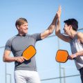 Người trẻ chi trăm triệu sắm đồ pickleball: Mặc đẹp không phải để "sống ảo"