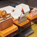 Nữ đại gia Hà Nội là mẹ 7 con, U40 được nhận xét "càng đẻ càng đẹp"
