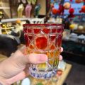 Giới siêu giàu London dùng bút máy kim cương, thuê giúp việc tốn 11 tỷ
