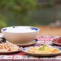 Trường Giang, Ngô Kiến Huy tròn mắt trước bữa ăn của 2 Ngày 1 Đêm