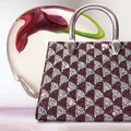 Mary Katrantzou và những chiếc túi xách diệu kỳ