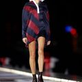 Hailey Bieber - cô vợ "chữa lành" cuộc đời Justin Bieber: Là tiểu thư gia thế "không vừa", chịu nhiều ấm ức vì yêu