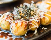 Đừng bỏ lỡ ẩm thực đường phố khi đến Tokyo