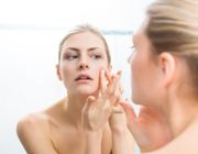 Làm cách nào để “tống khứ” mụn đầu đen?