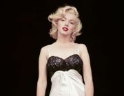 Marilyn Monroe và những bí quyết cho một thân hình “đồng hồ cát"