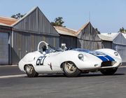 Chiêm ngưỡng mẫu xe đua cổ điển Lister-Jaguar hàng hiếm sắp được bán đấu giá