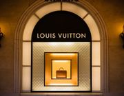 Louis Vuitton đã tìm ra cách để hàng xa xỉ trở nên bền vững hơn