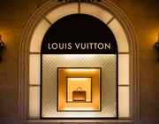 Louis Vuitton đã tìm ra cách để hàng xa xỉ trở nên bền vững hơn