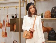 MCM "thả thính" những tín đồ thời trang bằng BST độc đáo