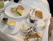 Bữa ăn trên không đắt nhất thế giới của Etihad Airways