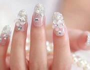 Những mẫu nail đẹp lung linh dành cho mùa thu 2021
