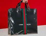 Túi tote Gucci x Comme des Garçons vừa ra mắt đã cháy hàng trong 24h