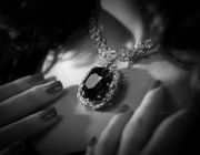 Black Orlov: Viên kim cương đen bị cất giấu trong tấm màn bí ẩn