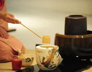 Đi tìm cái đẹp trong sự không hoàn hảo ở Trà đạo Nhật Bản