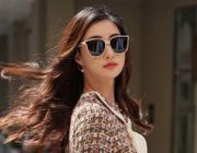 Chất liệu tweed được nhà thiết kế Lê Thanh Hòa chọn làm chất liệu chủ đạo mùa Thu Đông 2021