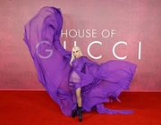 Lady Gaga xuất hiện nổi bật tại buổi công chiếu phim House of Gucci