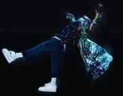 G-DRAGON tái xuất quảng bá mẫu giày Peaceminusone X NIKE Kwondo 1
