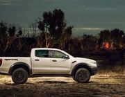 Ford Ranger "biến hình" với tiện nghi như một chiếc SUV cao cấp