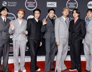 American Music Awards 2021 gọi tên BTS là nghệ sĩ Châu Á đầu tiên thắng giải Artist of the year