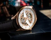 Hamilton Jazzmaster Skeleton: Thể hiện phong cách phái mạnh