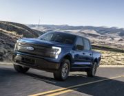 Muốn mua Ford F-150 Lightning? Chờ 3 năm nữa!