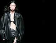 Mugler Fall-Winter 20/21: Kẻ thống trị màn đêm