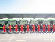 Xe buýt điện VinBus tham gia mạng lưới vận tải công cộng Hà Nội
