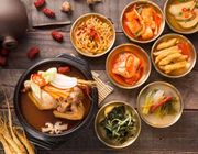 Gà hầm sâm - món ăn tưởng chừng dành cho mùa đông nhưng được ưa thích vào mùa hè
