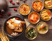 Gà hầm sâm - món ăn tưởng chừng dành cho mùa đông nhưng được ưa thích vào mùa hè