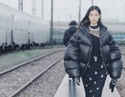 Givenchy resort 2022: Khát vọng tự do của tuổi trẻ